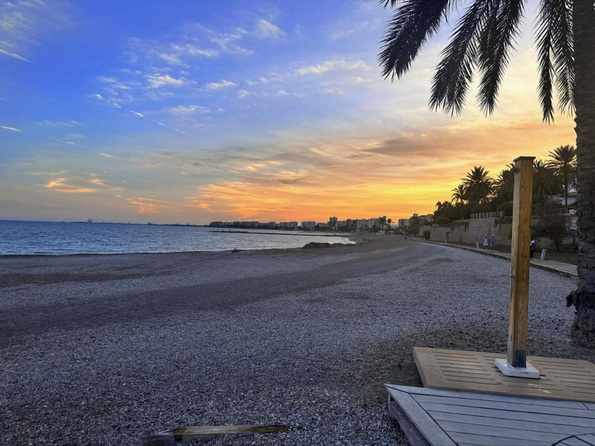 ベニカシムPiso A Pie De Playa Con Piscina Y Vistas Al Marアパートメント エクステリア 写真