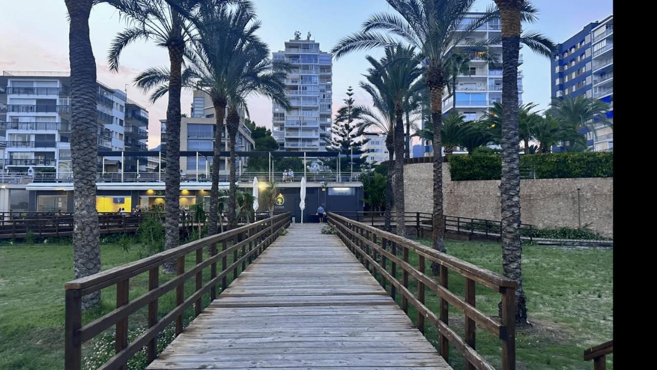 ベニカシムPiso A Pie De Playa Con Piscina Y Vistas Al Marアパートメント エクステリア 写真