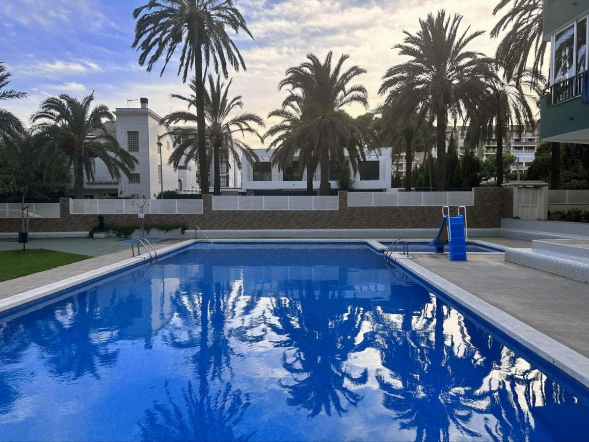 ベニカシムPiso A Pie De Playa Con Piscina Y Vistas Al Marアパートメント エクステリア 写真