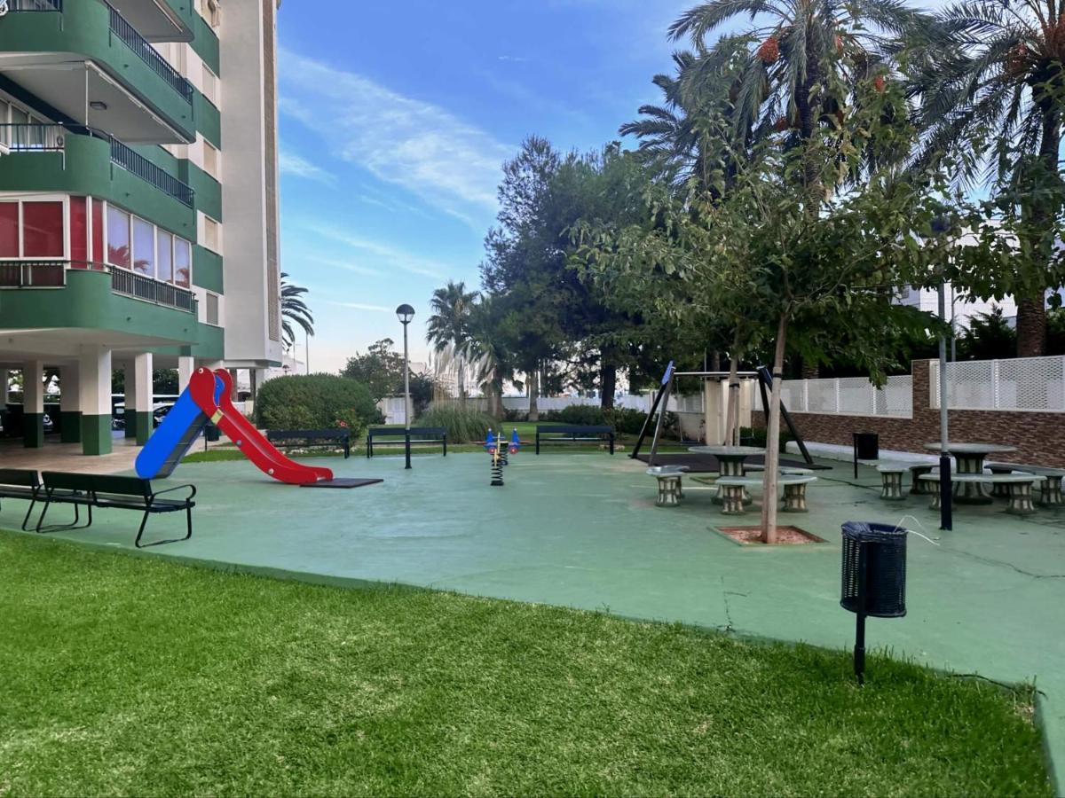 ベニカシムPiso A Pie De Playa Con Piscina Y Vistas Al Marアパートメント エクステリア 写真